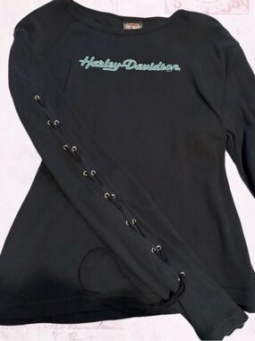 Harley-Davidson Black Top with Teal Logo and Lace-Up Sleeves